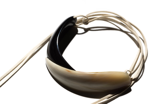 Nile Horn Choker