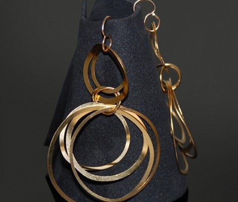 Zzan Gold Dangle Earrings